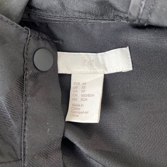 H&M | Lightweight Spring Jacket - Picture 12 of 16